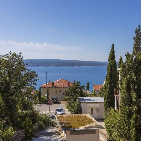 Malerisches Nur 200 Meter Zum Sandstrand Meerblick, Parkplatz, Klima Crikvenica