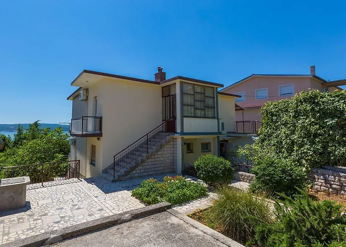 Malerisches Nur 200 Meter Zum Sandstrand Meerblick, Parkplatz, Klima Crikvenica
